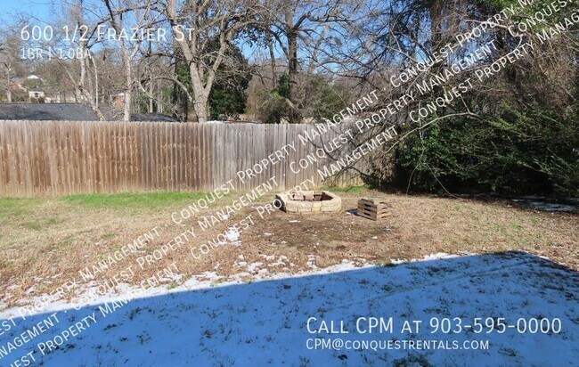 Building Photo - 600 1/2 Frazier St-