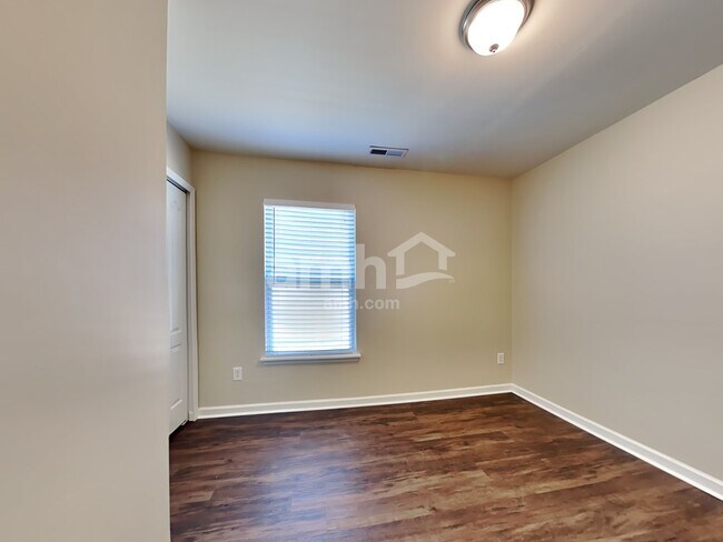 Building Photo - 318 Salkahatchie St