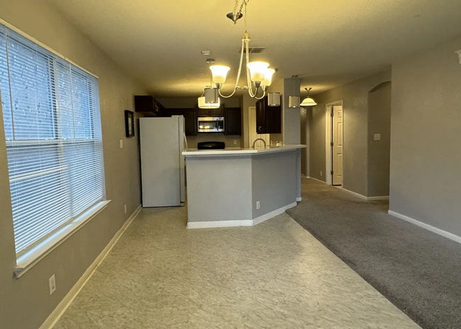 Building Photo - 9334 Ingleton