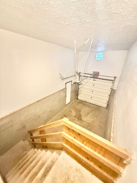 Building Photo - 5945 Frank Ave NW