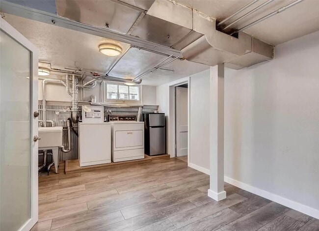 Building Photo - Sunnyside Denver bungalow for rent