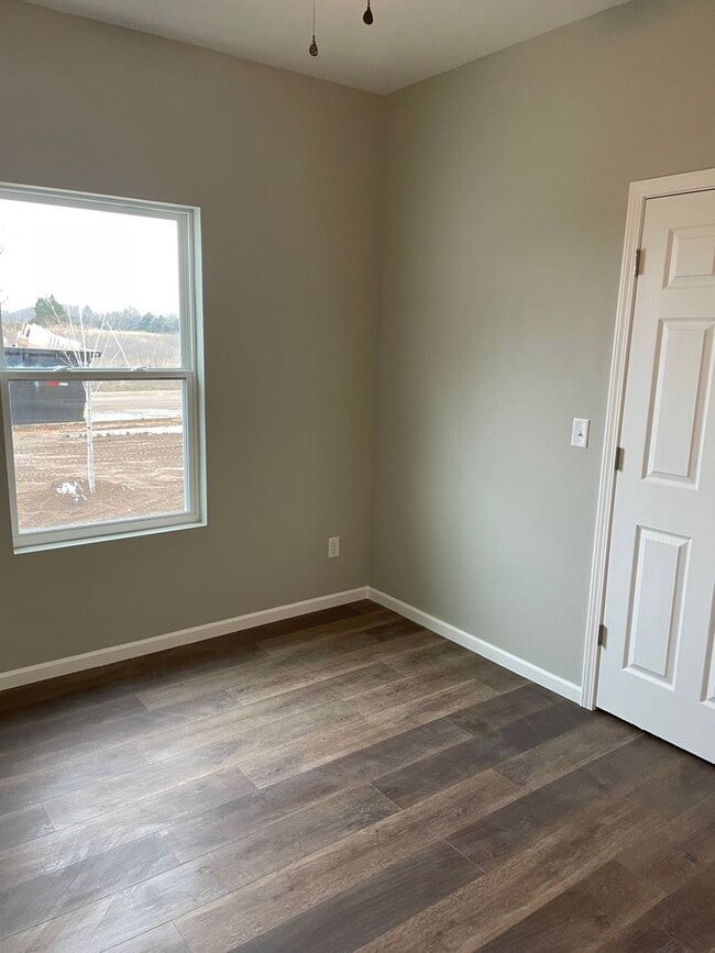 Building Photo - Brand New 4 bed 2 bath 2 Car Garage! 1/2 off 1st Months Rent!!