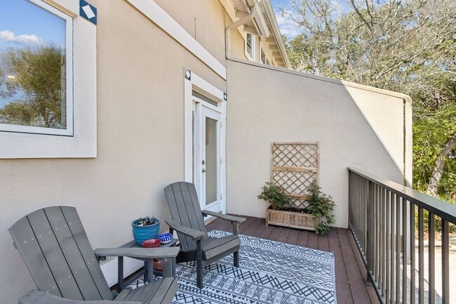 Building Photo - Steps to the Ocean! 3/3, 2198sq', Ocean View, Furnished