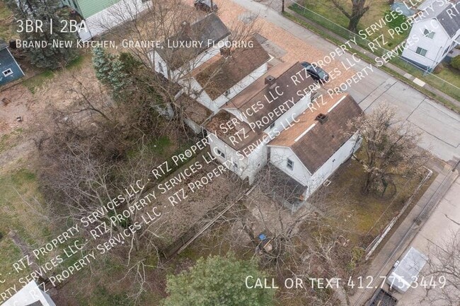 Building Photo - 1805 Flagler St