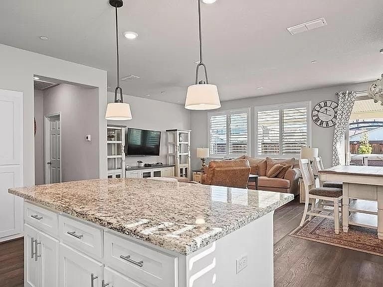 Building Photo - 2016 Fairhaven St