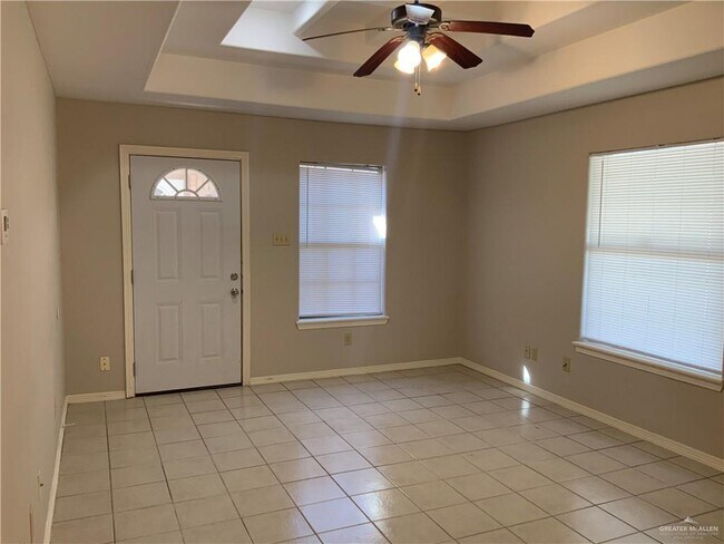 Building Photo - 20 W Bronze Ave