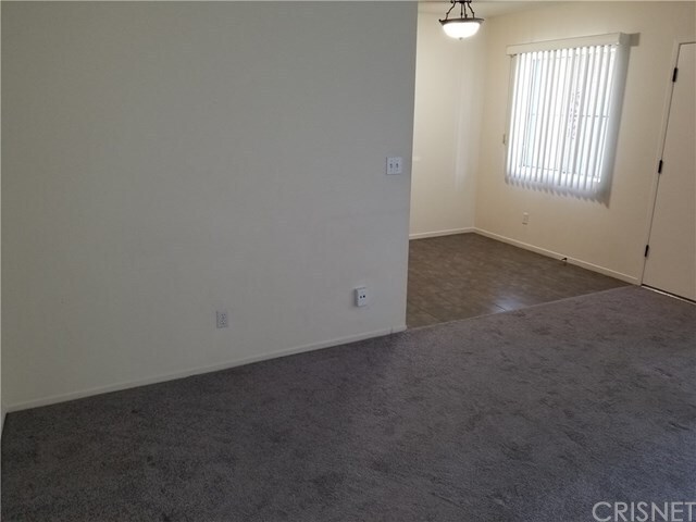 Building Photo - 6460 Mammoth Ave