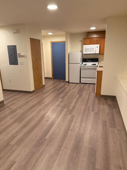 Kitchen - 620 Lincoln St