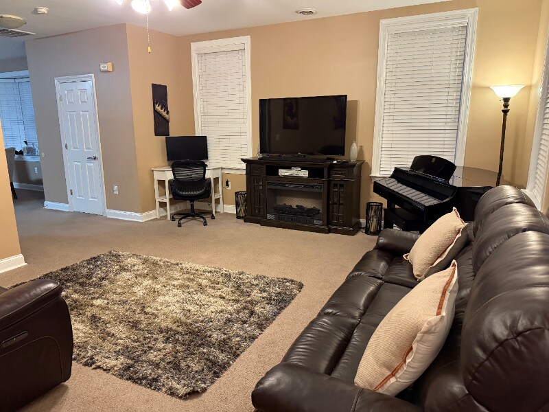 Building Photo - 312 Long Pointe Ln