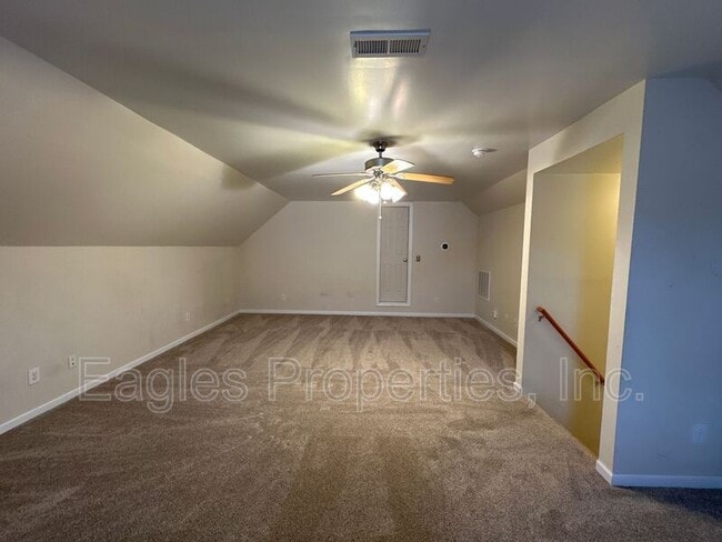 Building Photo - 105 Phillip Ct