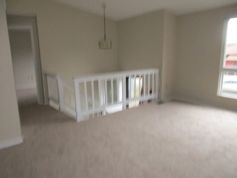 Building Photo - 6620 Canaan Cir