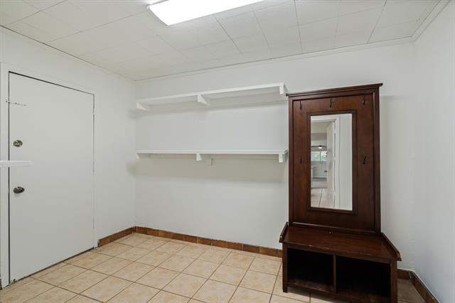 Building Photo - 514 Hughes Dr