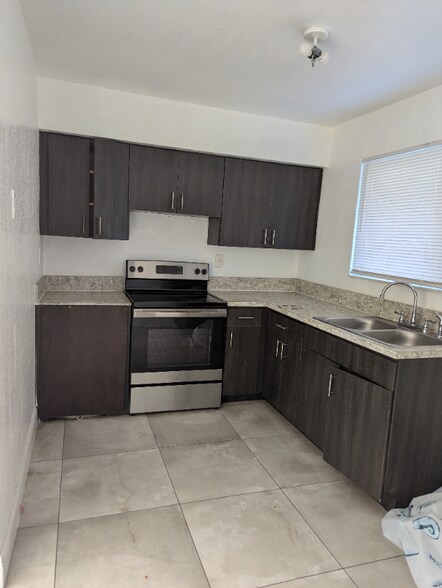 Building Photo - 741 NW 3rd Ave