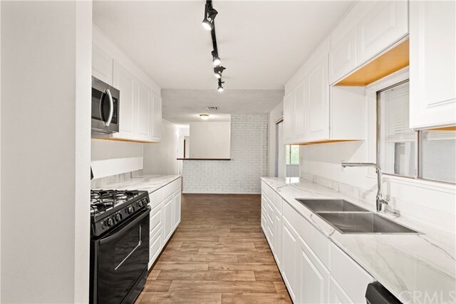 Building Photo - 44568 Oak Glen Rd