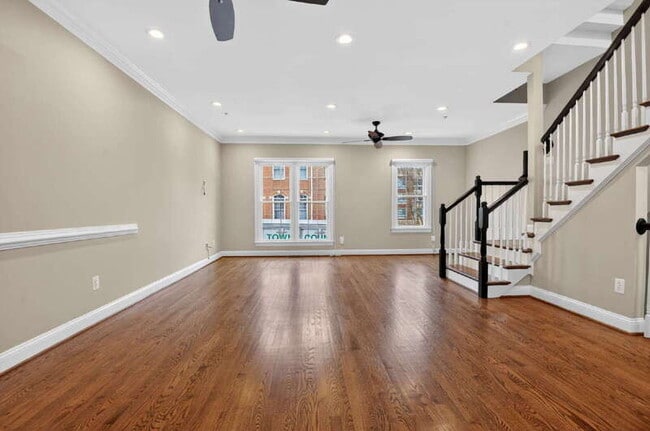 Building Photo - 504 N Thomas St