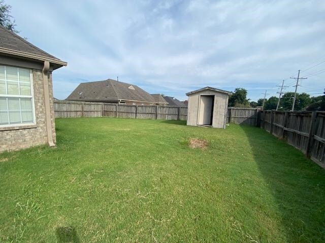 Building Photo - 6098 Ravenwood Lake Dr E