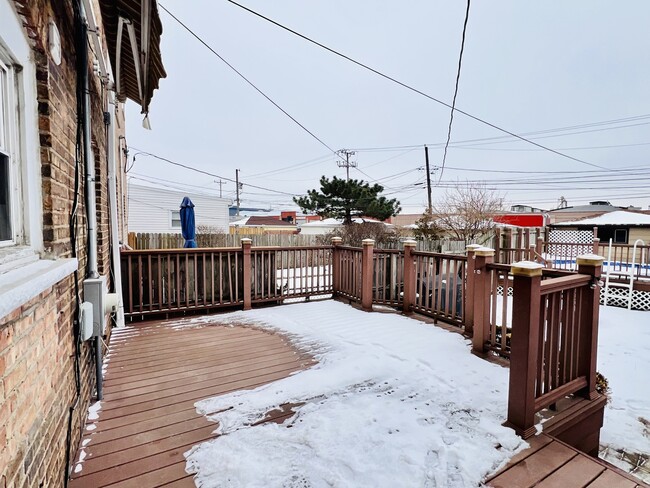 Building Photo - 5249 W 64th Pl