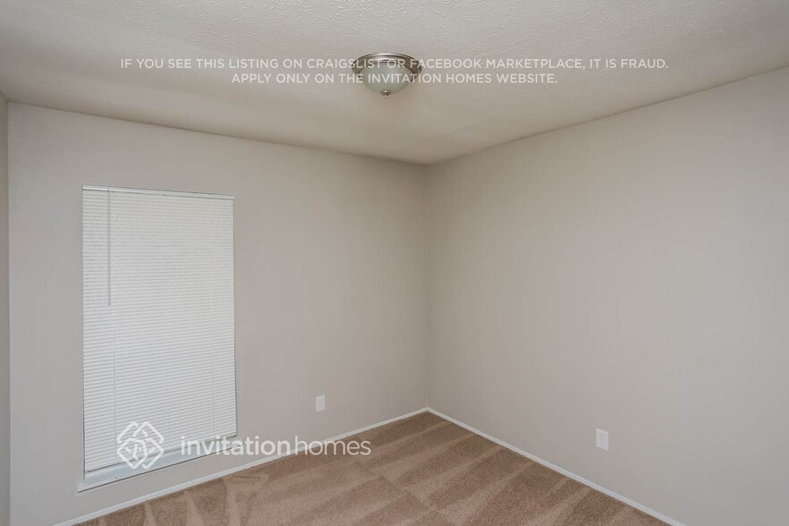 Building Photo - 553 Shadowcrest Ln