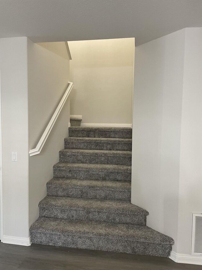 Building Photo - 1167 Innisfree Ct
