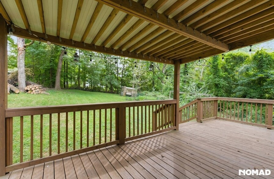Building Photo - 216 Bellwood Loop