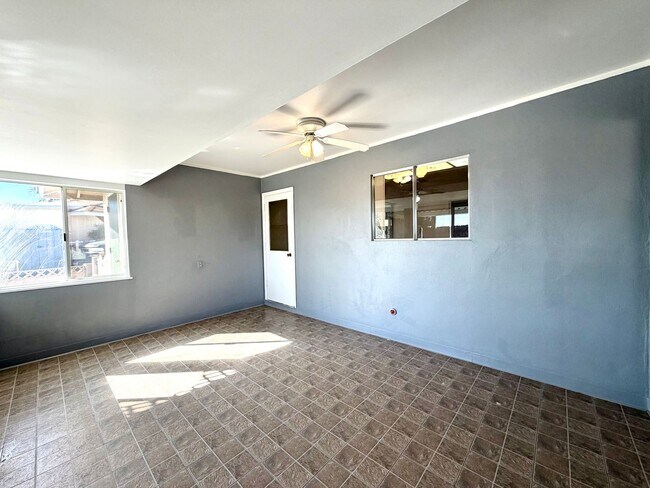 Building Photo - Low-Maintenance 2 Bed 2 Bath Home with Enclosed Patio in Sun City 55+ Community