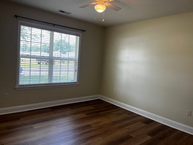 Building Photo - Home in New Bern's Arcadia Village neighborhood