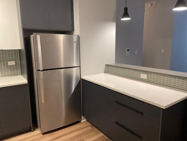 Building Photo - 160 Lafayette St