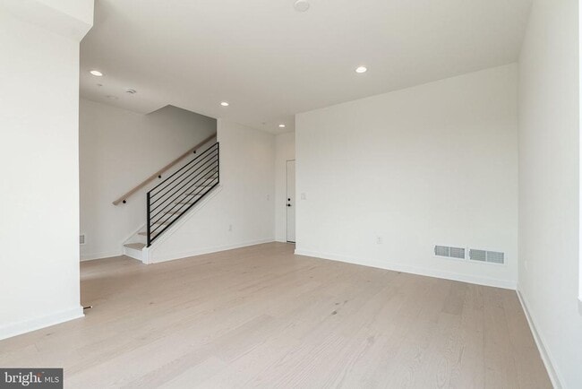 Building Photo - 3029 Bridgeview walk