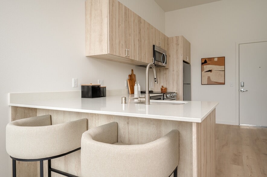 One Twenty Up | One Bedroom Kitchen - One Twenty Up