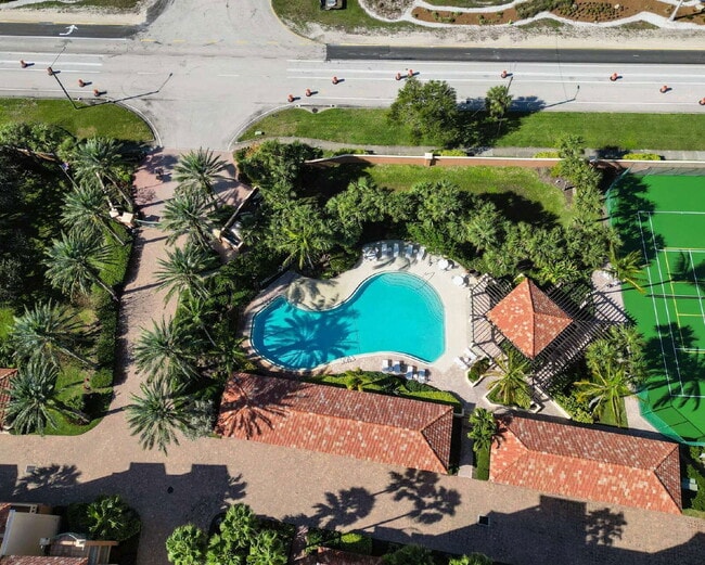 Building Photo - 1593 Pinellas Bayway S