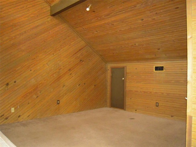 Building Photo - 24605 Pools Creek Dr