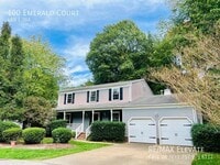 Building Photo - 100 Emerald Ct
