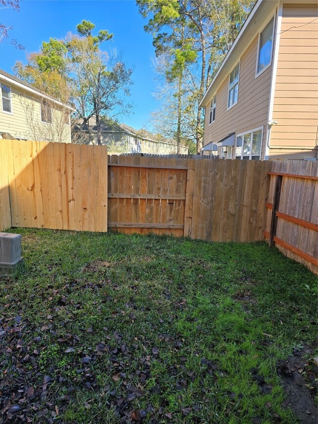 Building Photo - 17515 Bering Bridge Ln