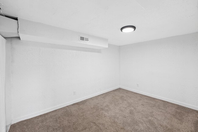 Building Photo - Dishman Area Home with Shop!