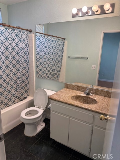 Building Photo - 865 Tam O'Shanter St