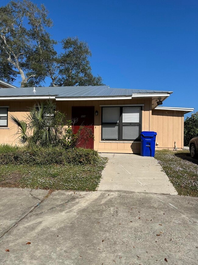 Building Photo - 958 Louisiana Ave