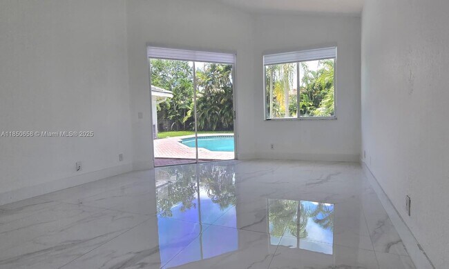 Building Photo - 1506 Lantana Ct