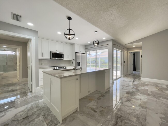 Building Photo - 6503 Geminata Oak Ct