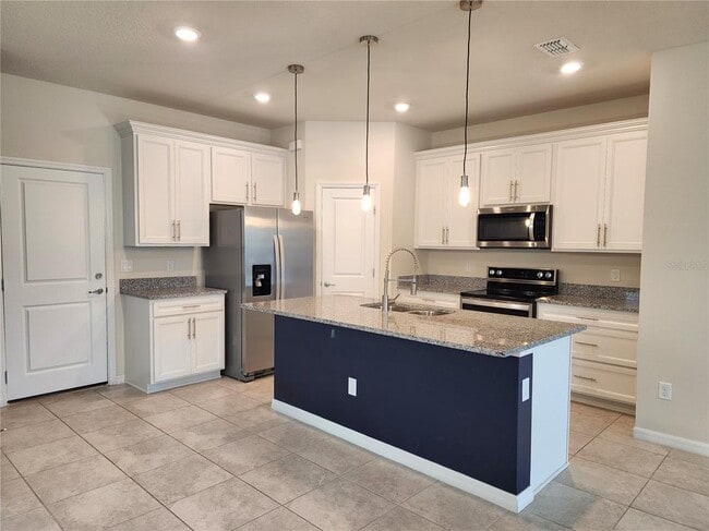 Building Photo - 5722 Wooden Pine Dr