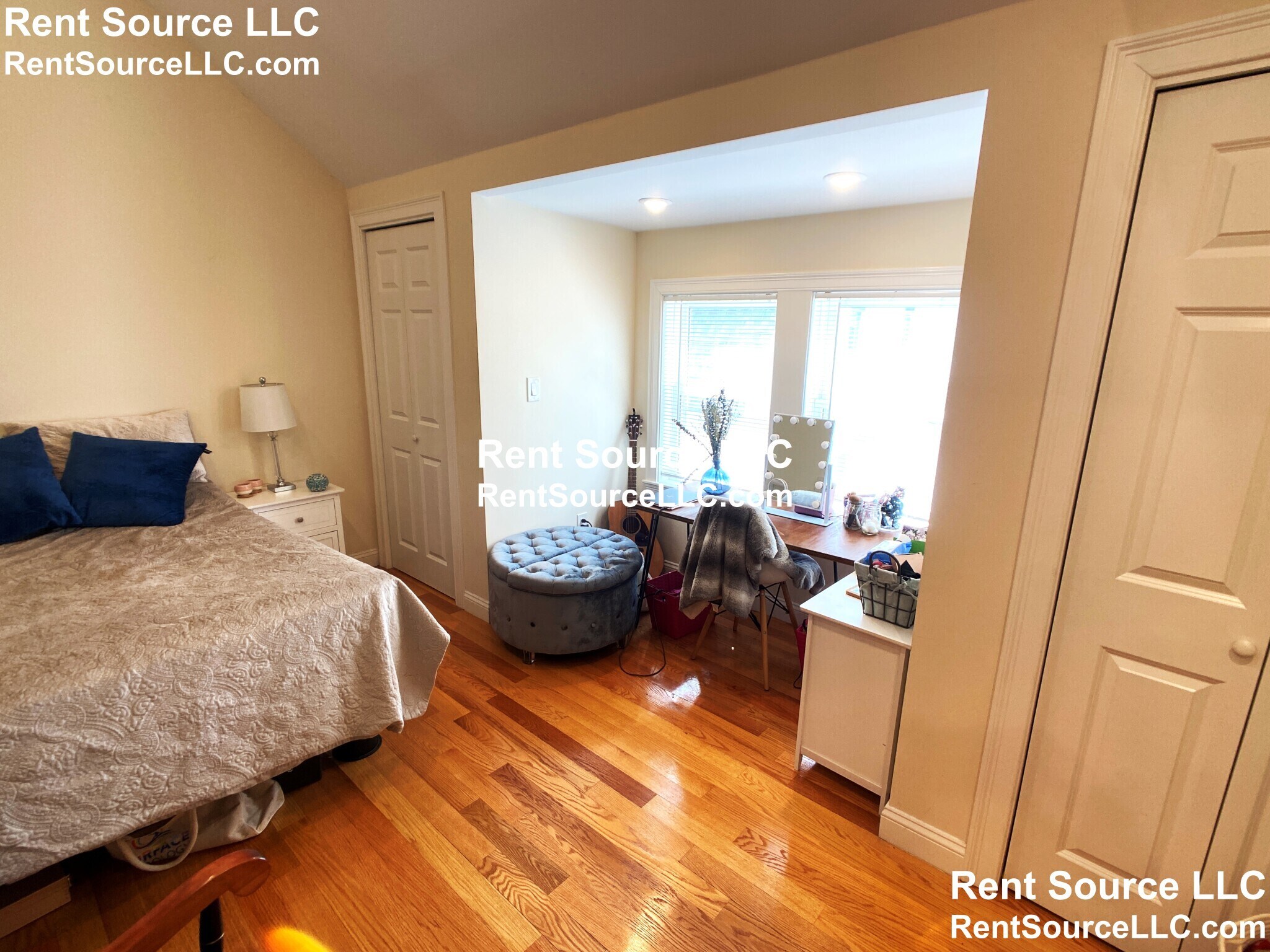 Building Photo - 537 Main St