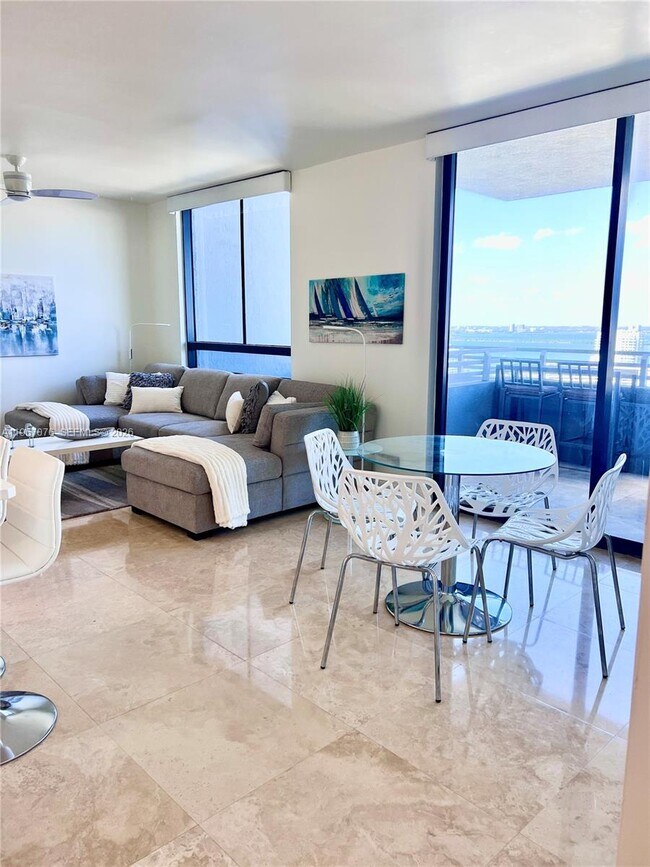 Building Photo - 1330 West Ave