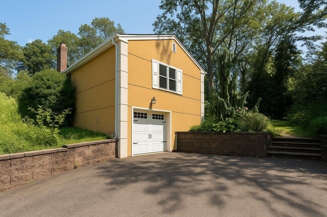 Building Photo - 77 S Coleman Rd