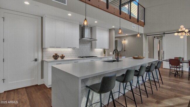 Building Photo - 6525 E Cave Creek Rd