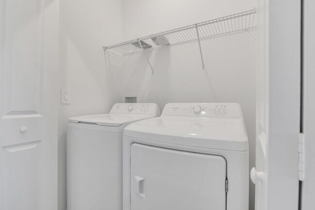 Building Photo - 3087 Mindfullness Dr