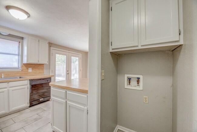 Building Photo - 12500 SW 2nd St