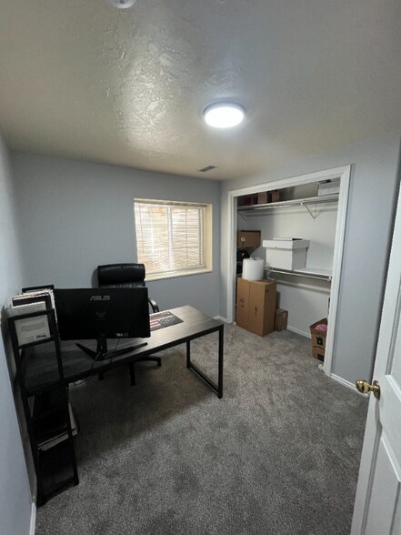 Building Photo - 1776 900 E
