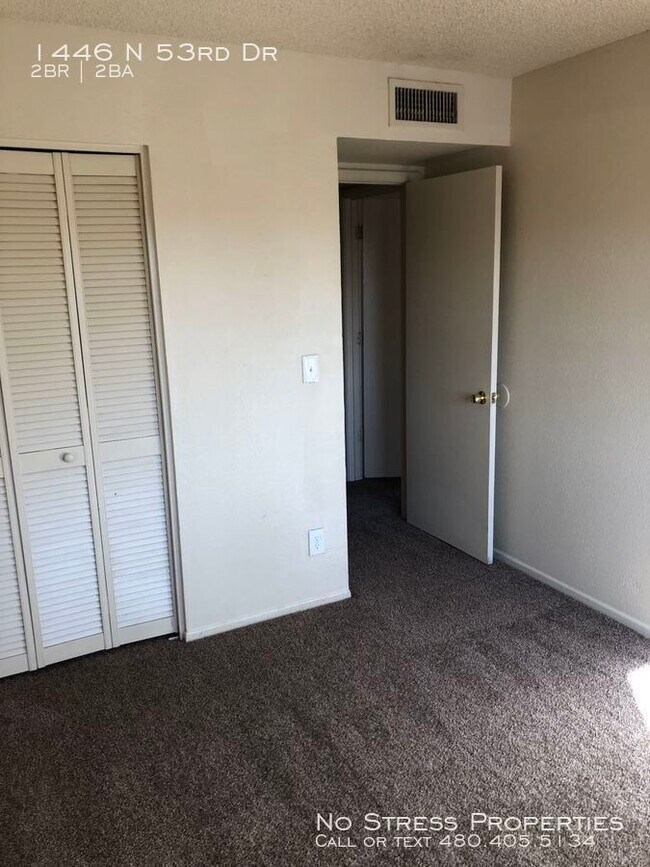 Building Photo - 2 Bedroom Townhome at 53rd Ave and McDowell!