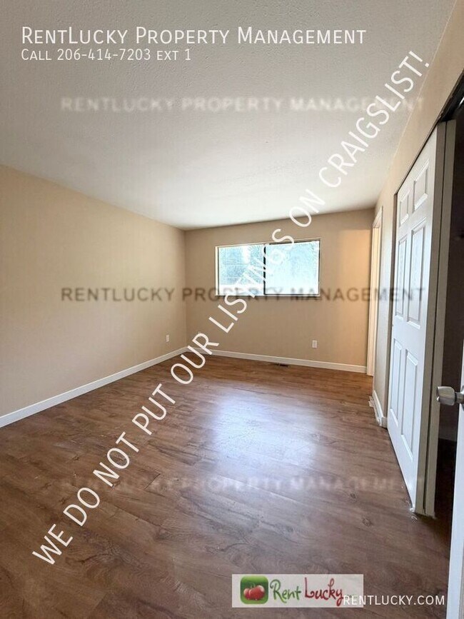 Building Photo - 2516 S 284th St
