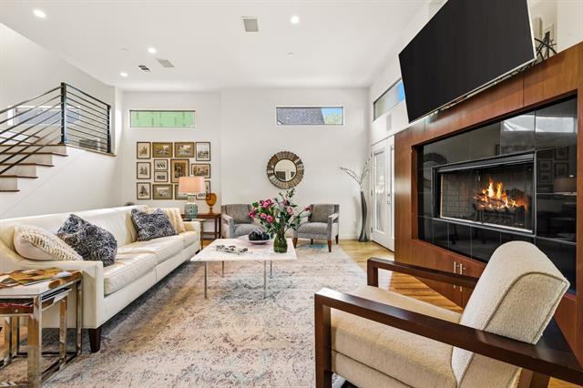 Building Photo - 4025 Hawthorne Ave