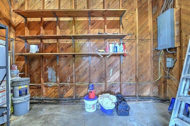 Building Photo - 3 Bdrm / 2 Bath One Level Home   Kingsport, TN